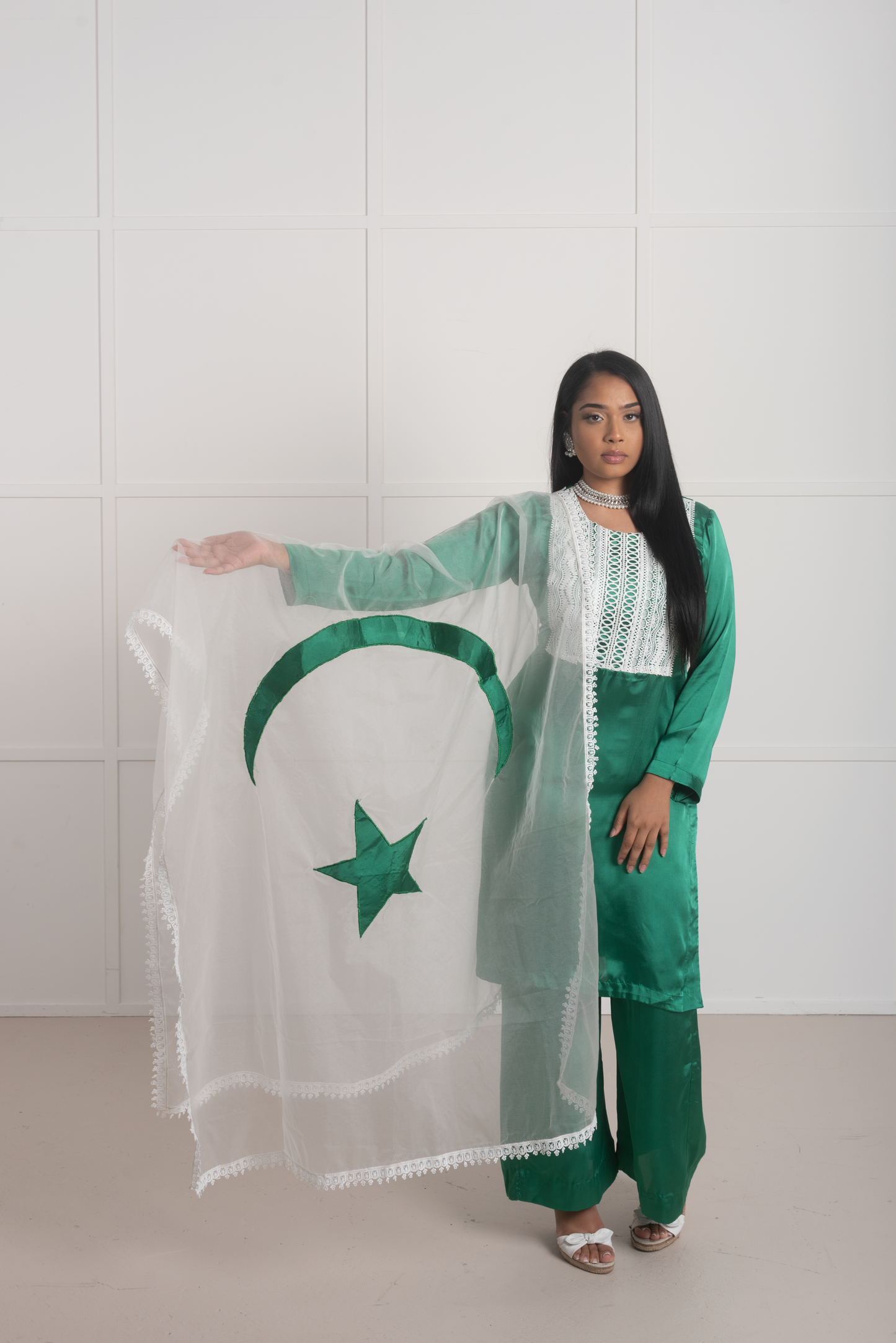 Chand Taraa Set - 3 Piece Outfit